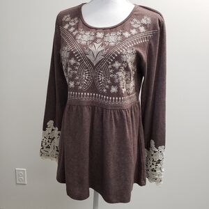 Tennessee Honey Embroidered Lace Top Size Small